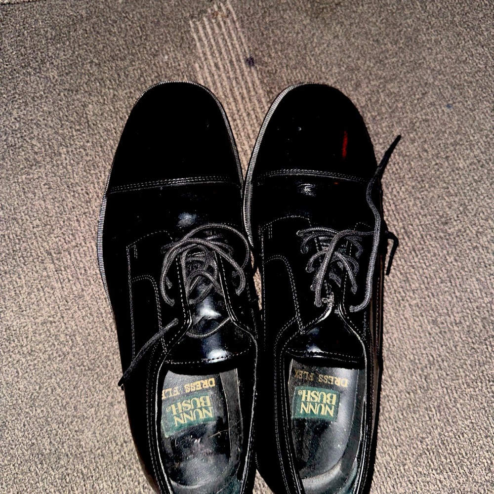 Hunn bush leather dress shoes frontally 150$